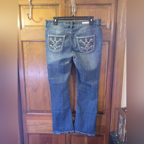 Rhythm in Blues Jeans~ - Picture 6 of 7